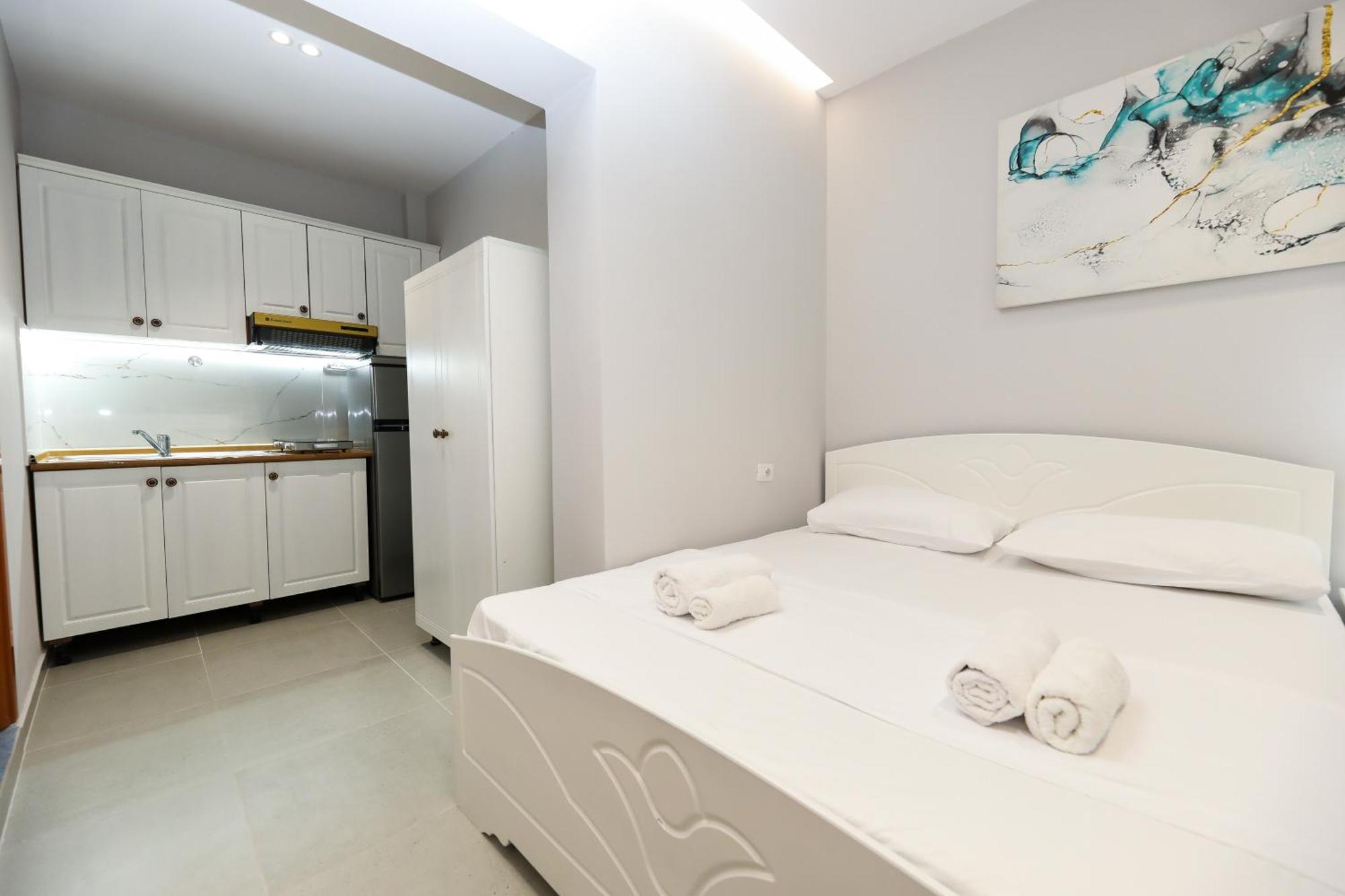 Vila Feliz - Premium Rooms With Free Private Parking Wlora Zewnętrze zdjęcie